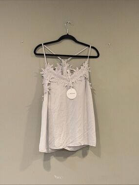 MACARON White Floral-Appliqué Lace Camisole